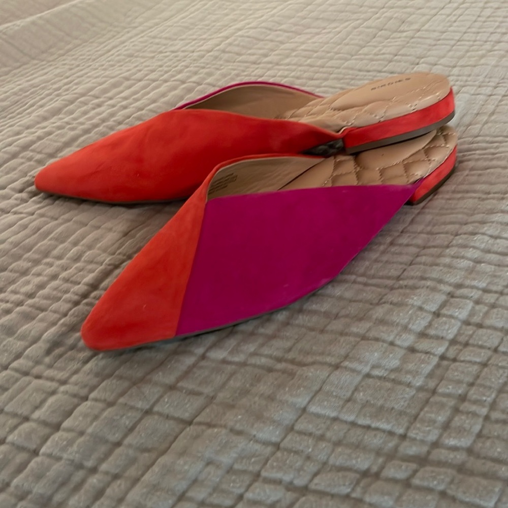 The Swan Birdies slides flats in Fruit Punch Size 9